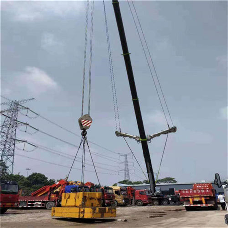 岭口镇风电设备吊装